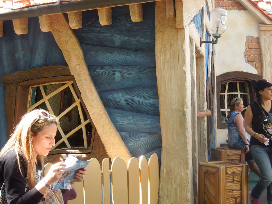 Disneyland Goofy's Playhouse in Toon Town